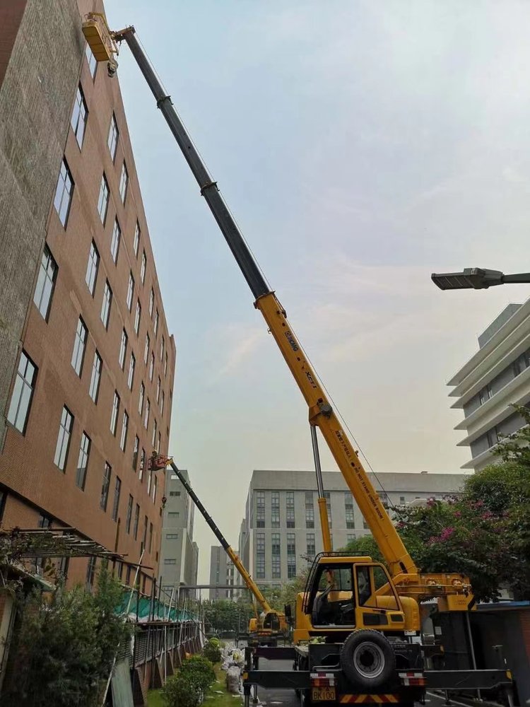 万山汽车吊出租哪家好，选择最靠谱的服务商指南