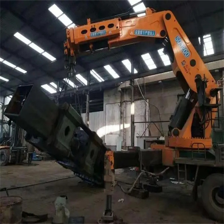 万山200吨折臂吊出租