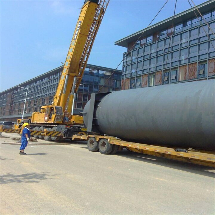 万山300吨汽车吊出租