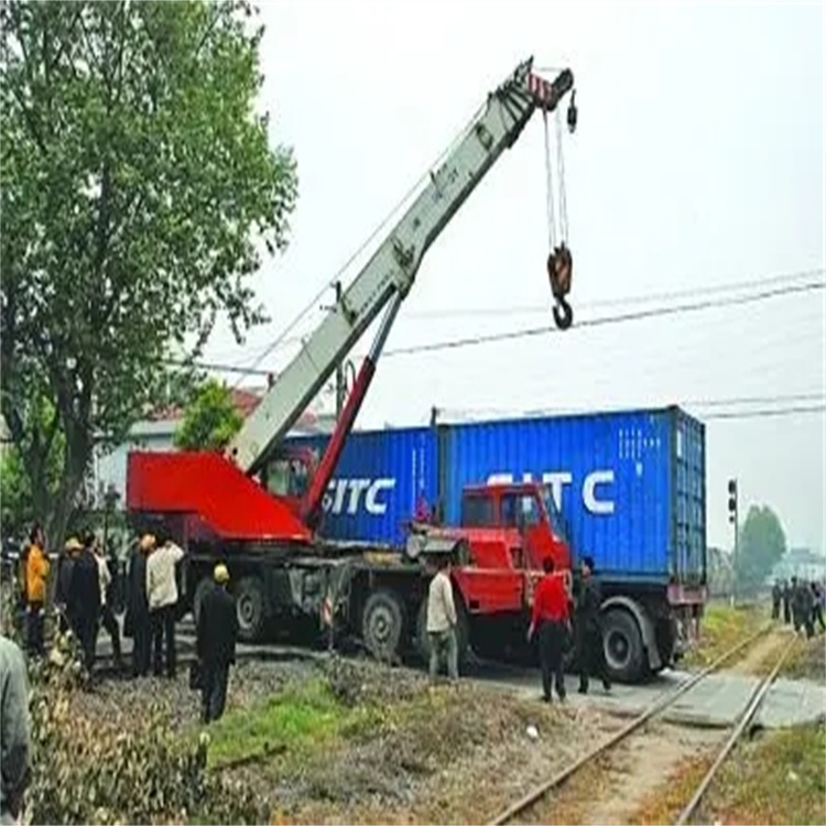 万山如何快速找到附近的吊车救援公司