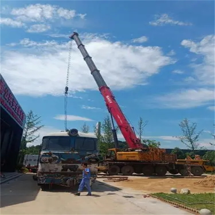 万山吊车出租｜16吨汽车吊｜工地吊装/设备吊运｜灵活调度_专业团队